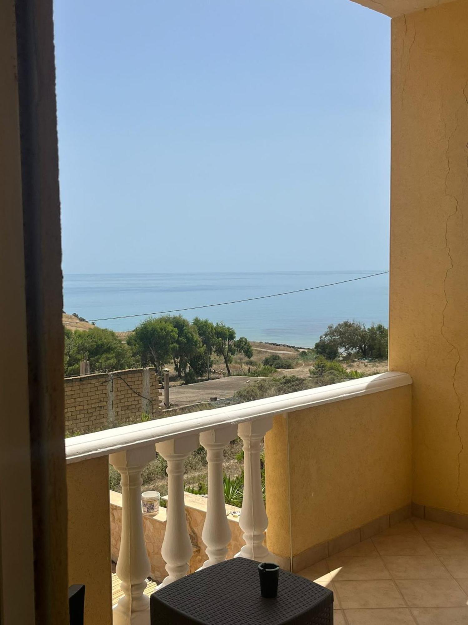 Al Faro Bed & Breakfast เรอัลมอนเต ภายนอก รูปภาพ
